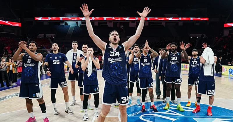 Bahçeşehir Koleji, Aris i son topta yendi!