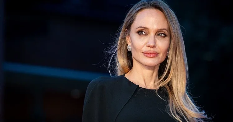 Eski kocasıyla savaşı onu tüketti… Ne parası kaldı ne de dayanma gücü… Memleketini terk edecek