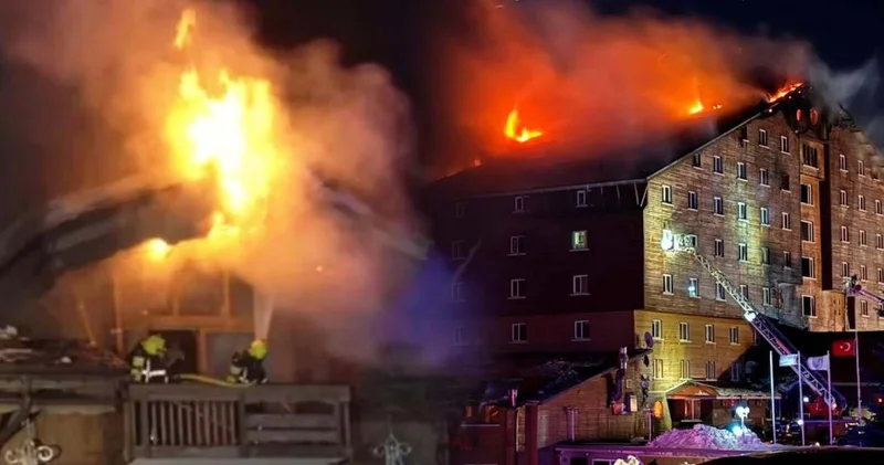 Avrupa nın ünlü kış otelinde dev yangına jet müdahale! Tek ölüm olmadı akıllara Kartalkaya geldi