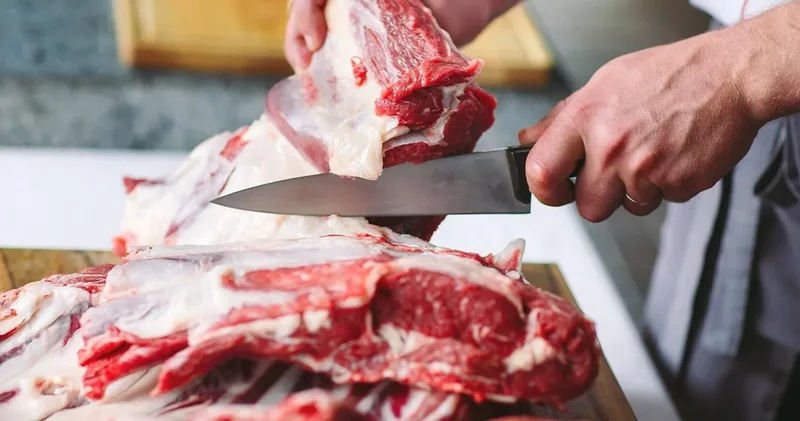 Kırmızı et fiyatında düşüş için zaman verdi: Mecbur kalacaklar