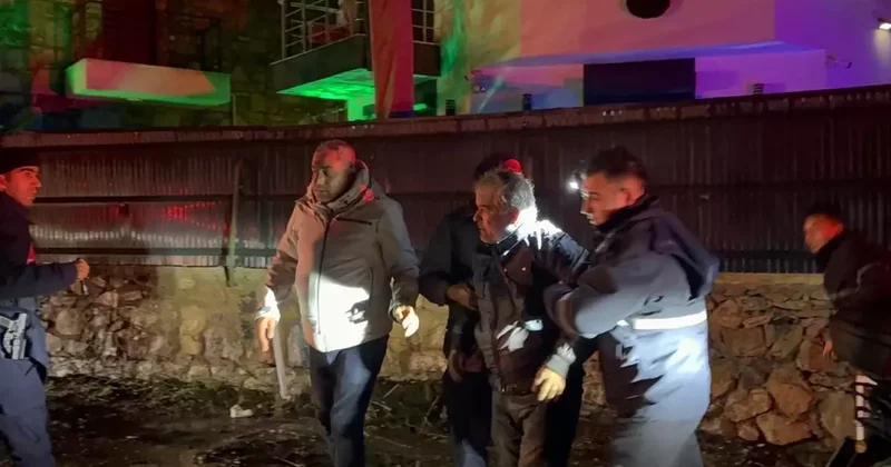 Datça da Sele Kapılan Sürücü Kurtarıldı