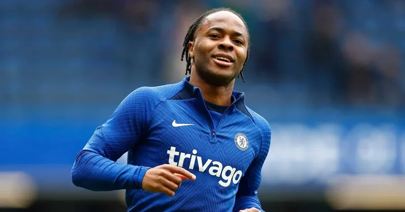 Chelsea, Raheem Sterling’in sözleşmesini feshetti!