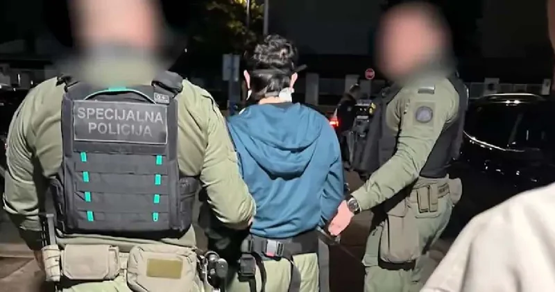 Son Dakika Aralarında Çirkinler in elebaşı da var! 14 suçlu Türkiye ye iade edildi!