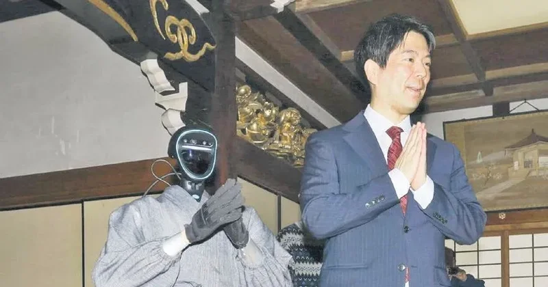 MEVLÜT TEZEL Robot imamlar olacak mı?