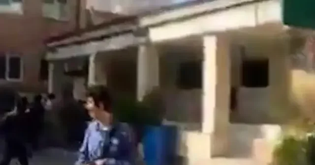 Rejim karşıtı İranlılar İsrail in ülkelerine saldırılarını sevinç çığlıklarıyla karşıladı VİDEO İZLE