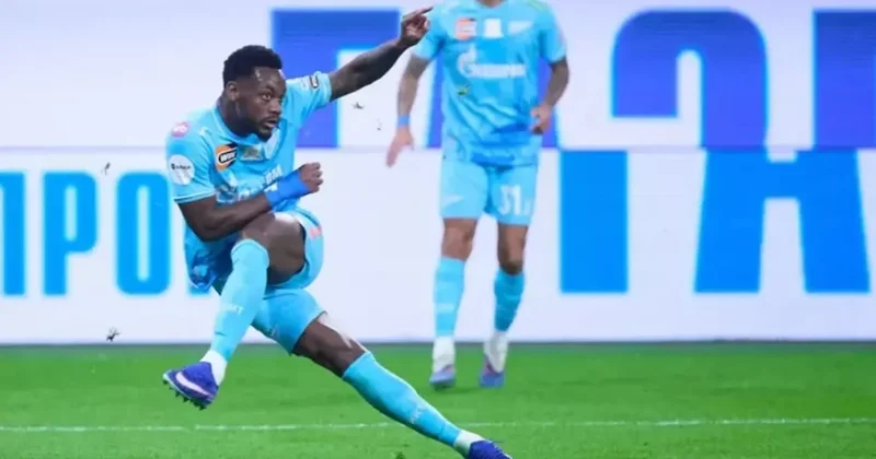 Fenerbahçe den gönderilen Duran ın ilk maç performansı olay oldu! Sözcü Gazetesi