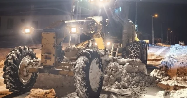 Göksun kırsalında kar mesaisi Kahramanmaraş Haberleri