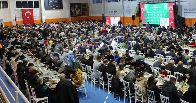 Mardin Valisi Akkoyun Savur da iftar programına katıldı Mardin Haberleri