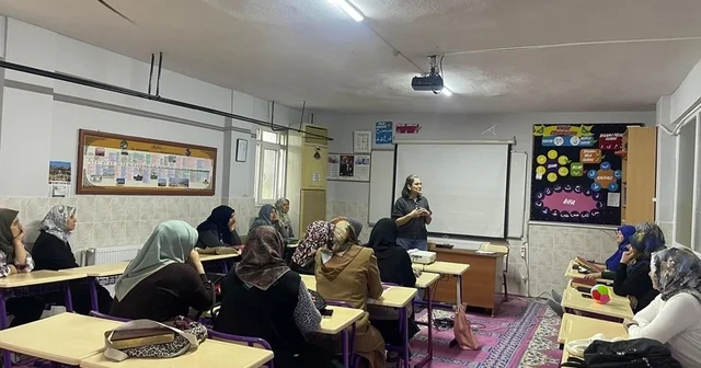 Salihli de aileler için çocuk gelişimi eğitimi Manisa Haberleri