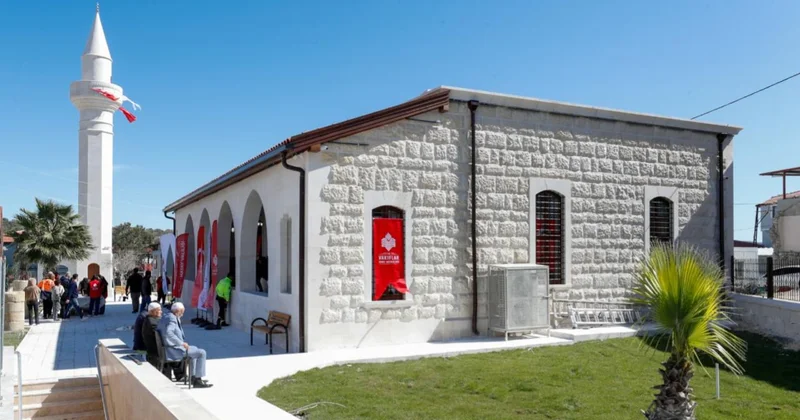 Hatay da yeniden inşa edilen Fatikli Camii ibadete açıldı