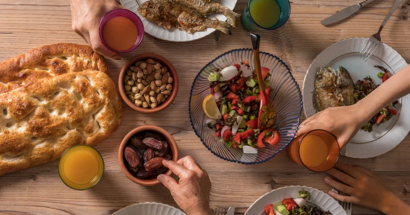 Bugün iftarda ne var? Ramazan ın onuncu gününe özel çorbasından şekerparesine her yemekte ayrı lezzet şöleni yaşayacağınız menü önerisi!