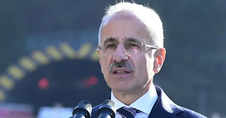 Bakan Uraloğlu ndan uçuş iptalleri açıklaması