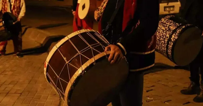 Sahte davulculara dikkat! Kartı olmayana inanmayın