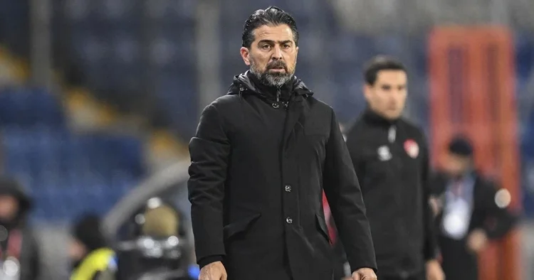 İlhan Palut: İlk işimiz ciddiyeti sağlamak