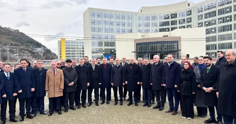 Bakan Uraloğlu: Trabzon Şehir Hastanesi’nde herhangi bir risk öngörüsü yok