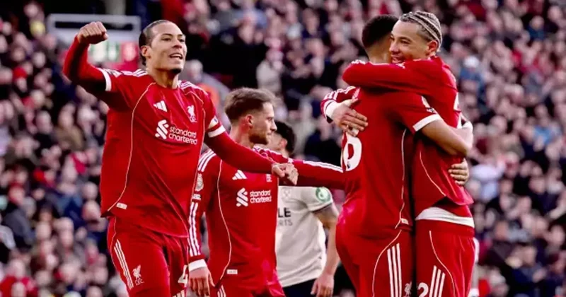 7 gollü çılgın maç! Galatasaray ın rakibi Liverpool evinde gol yağdırdı