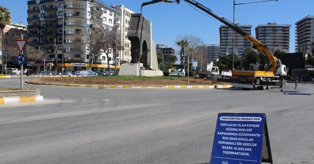 Yeni Dörtyol Köprülü Kavşağı Projesi nde çalışmalar başladı 15 yıllık Aydın Anıtı sökülüyor Aydın Haberleri