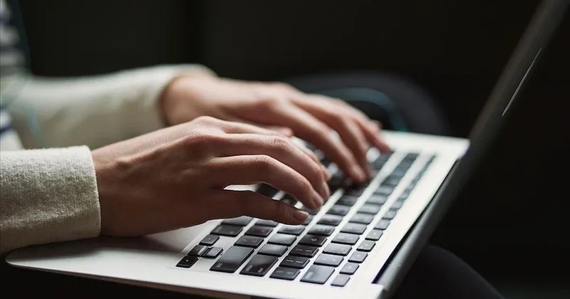 SPK, uzaktan kimlik tespiti ve elektronik sözleşmelere ilişkin düzenlemede değişikliğe gitti Sözcü Gazetesi