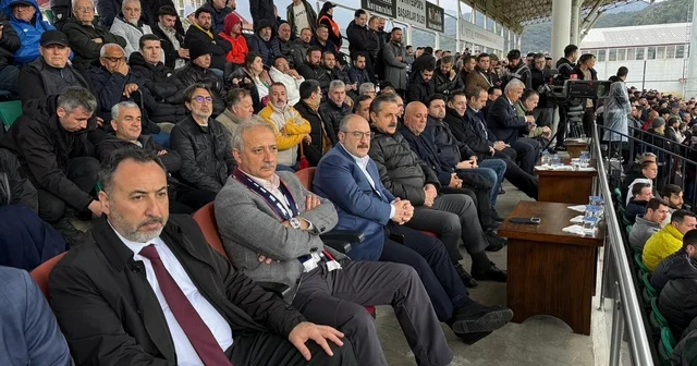 Şampiyonluk yolunda kritik randevu: Varank ve Çelik tribünde Bursa Haberleri