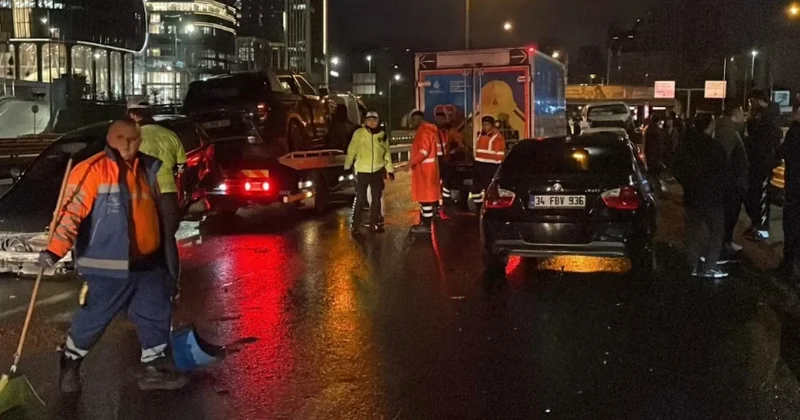 Ataşehir de zincirleme trafik kazası: 8 araç birbirine girdi, 4 kişi yaralandı Sözcü Gazetesi
