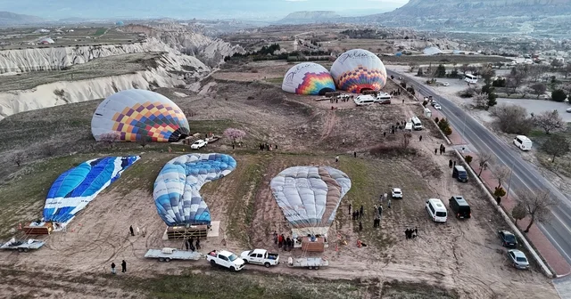 Kapadokya da sıcak hava balon turlarına rüzgar engeli Nevşehir Haberleri