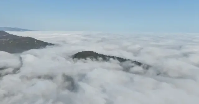 Samsun da Karadeniz in üzerini kaplayan sis dronla görüntülendi VİDEO İZLE