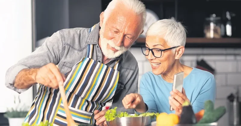 Doğru beslenmek yaş almayı geciktiriyor
