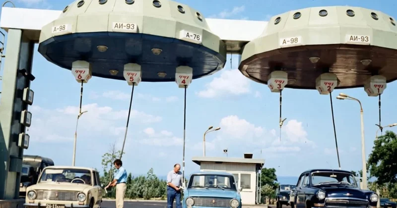 Görenler gözlerine inanamıyordu! Rusya nın Uçan Daire benzinlikleri neden tarih oldu? Sözcü Gazetesi