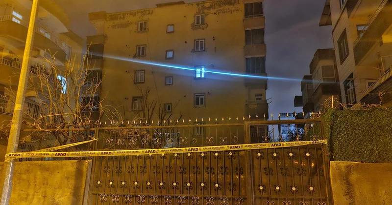 Kolonlardan ses geldi, 51 kişinin olduğu bina boşaltıldı