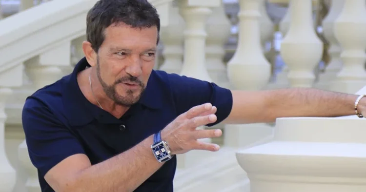 Lüks malikanesi, gösterişli bir kır evi, özel jeti vardı... Kalp krizi ünlü oyuncunun hayatını değiştirdi... Hepsini satıp küçük bir apartman dairesinde...