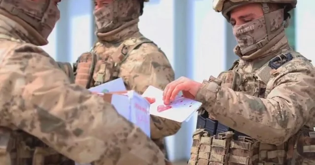 Öğrencilerin mektupları Mehmetçiğe ulaştı Şırnak Haberleri