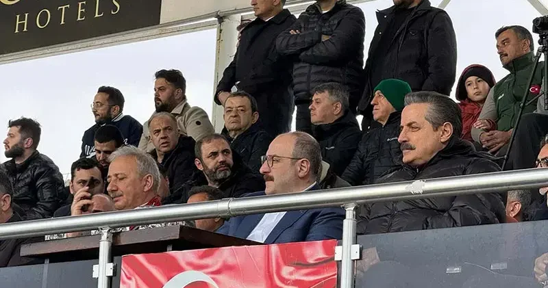 Varank ve Çelik Fethiyespor Bursaspor maçına geldi