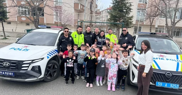 Minik öğrenciler polislik mesleğini yakından tanıdı Tekirdağ Haberleri