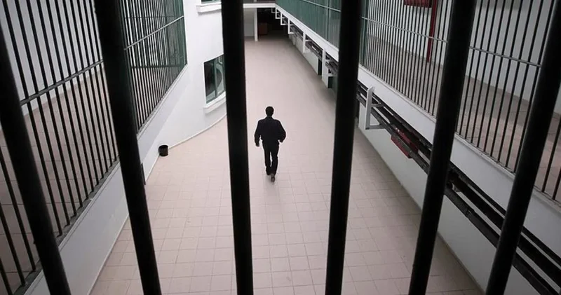 Gardiyan şefi dövülerek mi öldürüldü? Evinde cansız bulundu meslektaşı gözaltında