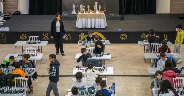 Kuşadası nda satranç turnuvası heyecanı Aydın Haberleri