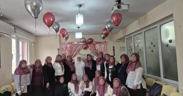 71 Evler Merkez Cami Kur an Kursunda Hafızlık İcazet Merasimi yapıldı Eskişehir Haberleri