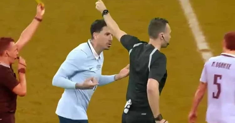 İngiltere Uruguay maçında kart krizi! Kırmızıyı unuttu derken, kart gördiği ortaya çıktı