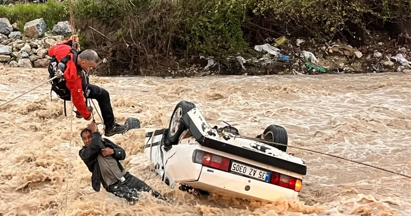 Muğla da sel felaketi: Sulara kapılan otomobildeki 1 kişi öldü Sözcü Gazetesi