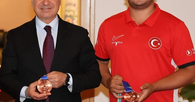 Başkan Aras tan dünyada Yılın Okçusu seçilen Haney e kutlama Muğla Haberleri