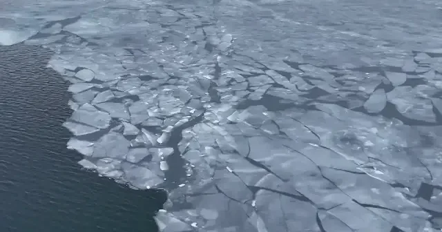 Bitlis’te Nazik Gölü’nde buzlar çözülmeye başladı VİDEO İZLE