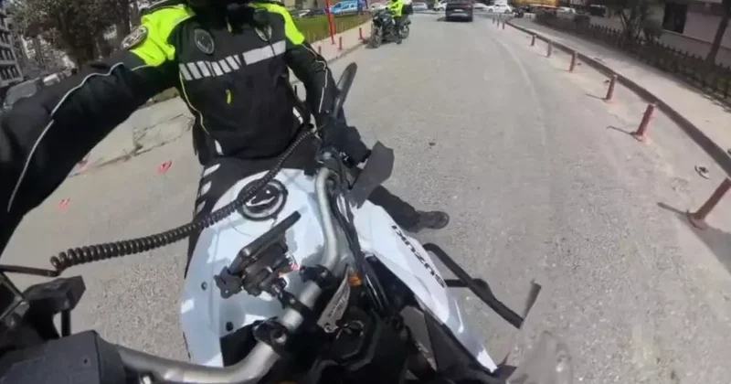 Bahçelievler de yaralanan bebeği hastaye motosikletli zabıta yetiştirdi