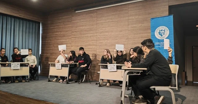 Liseler Arası 4. Milli kültür Bilgi Yarışması gerçekleştirildi Eskişehir Haberleri