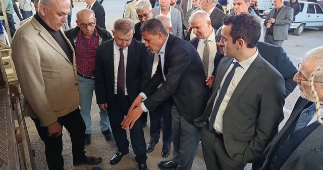 Batı Antalya da tarımsal üretim ve ticaretindeki sorunlar masaya yatırıldı Antalya Haberleri