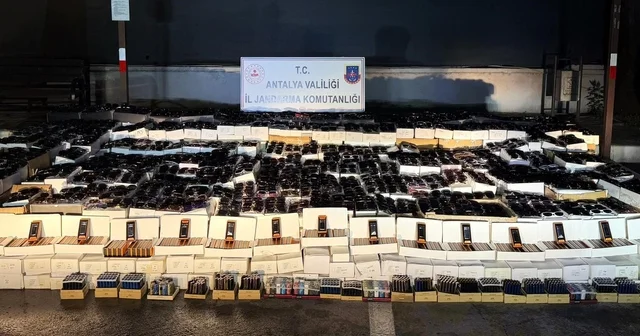 Manavgat ta 25,5 milyonluk kaçak ürün operasyonu Antalya Haberleri