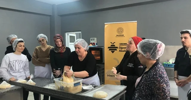 Gastronomi Akademisinde Dursunbey kabaklı ekmeği tanıtıldı Balıkesir Haberleri