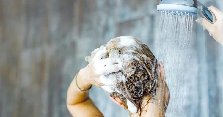 Bakanlıktan su tasarrufu uyarısı: Duş süresini 7 dakikaya düşürün