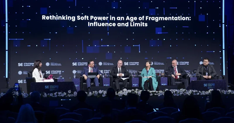 STRATCOM Zirvesi nde Yumuşak Gücü Yeniden Düşünmek paneli düzenlendi