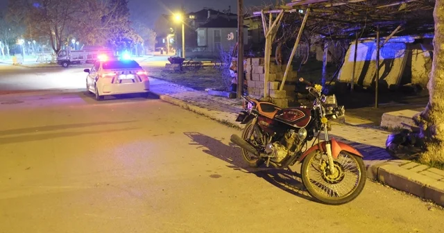 Karaman da polis ve motosikletli arasında yaşanan kovalamaca film sahnelerini aratmadı Polisten kaçan 15 yaşındaki ehliyetsiz sürücüye 314 bin lira para cezası yazıldı Karaman Haberleri