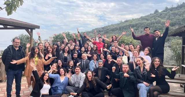 Bursa Uludağ Üniversitesi Güzel Sanatlar Fakültesi nde tiyatro günü Bursa Haberleri