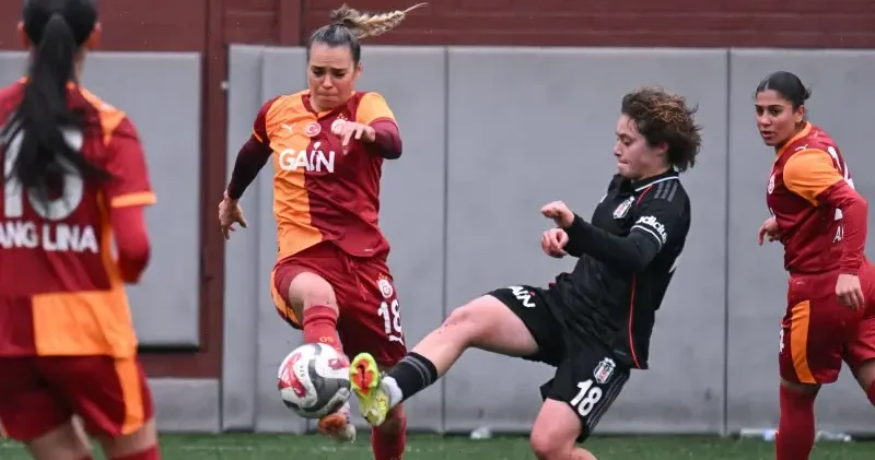 Kadınlar derbisi nefes kesti: 8 gol Futbol Haberleri